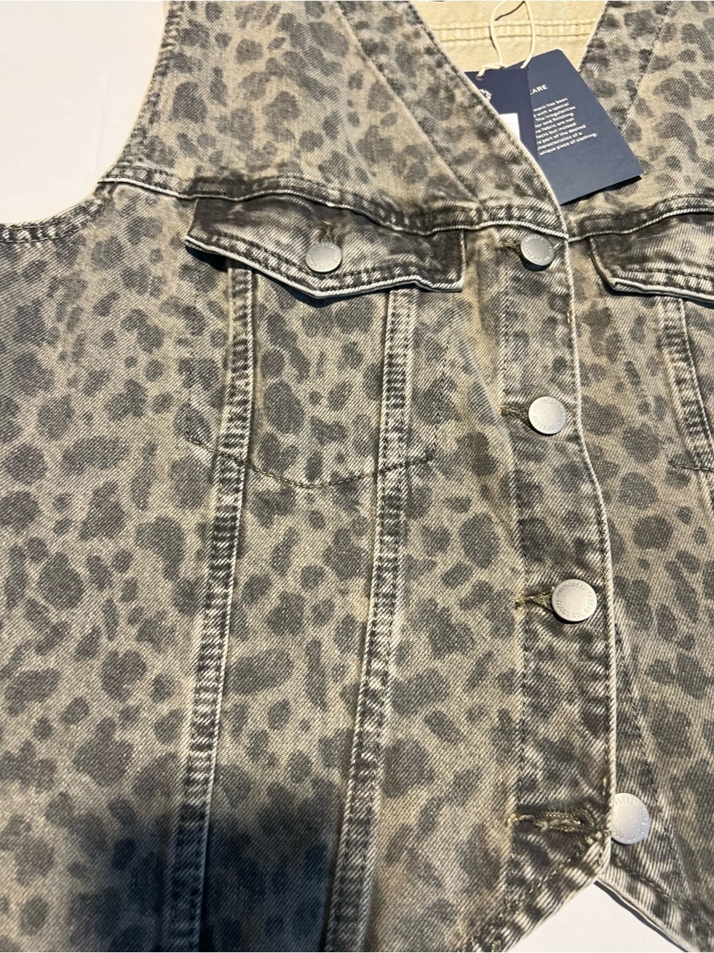 Universal Thread Large Vest Animal Printed - Picture 2 of 10